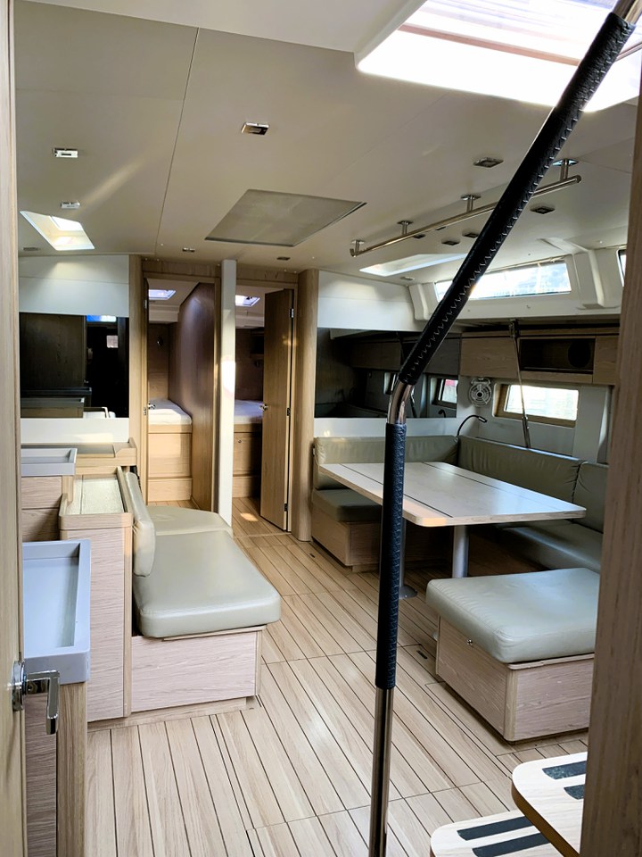 Photo #9 - Oceanis 51.1 - 5 + 1 cab. (Lima) en Cala D`Or - 40526
