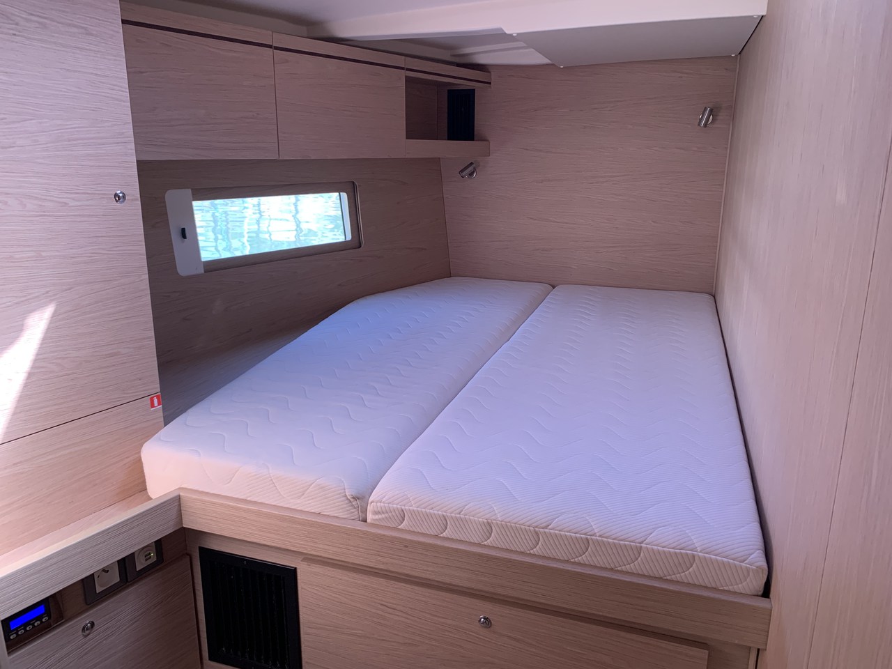 Photo #12 - Oceanis 51.1 - 5 + 1 cab. (Lima) en Cala D`Or - 40526