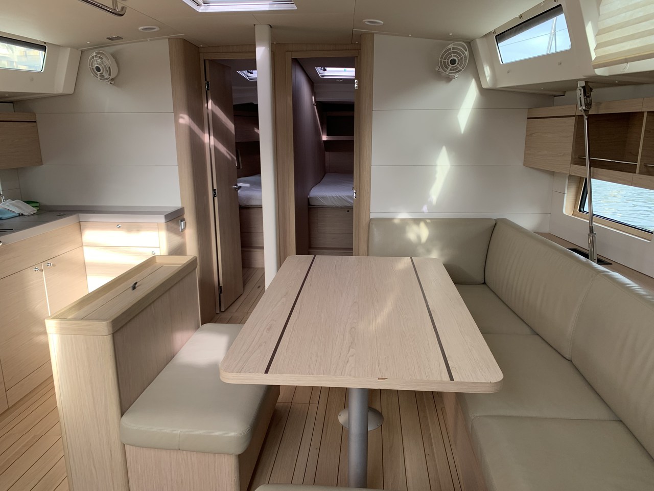 Photo #12 - Oceanis 46.1 - 4 cab. (Maracuya) in Cala D`Or - 40528
