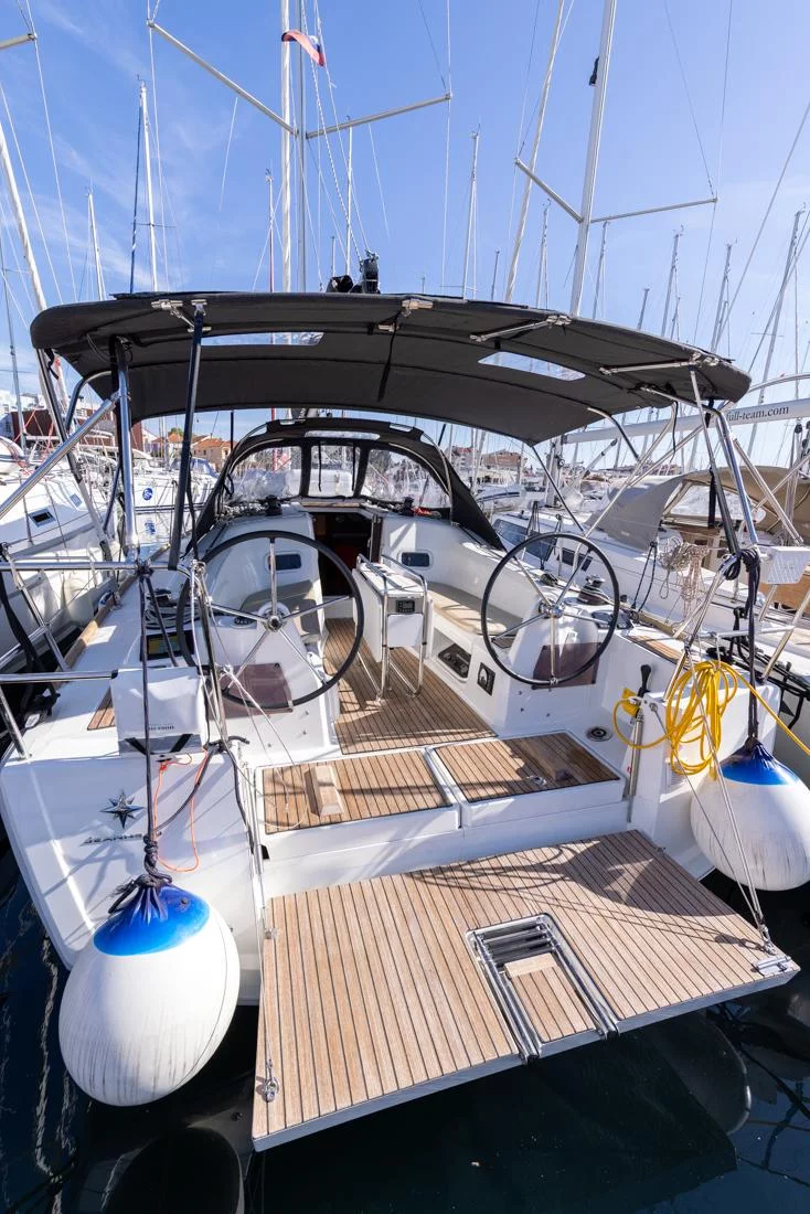Sun Odyssey 349 (Zatara)  - 4