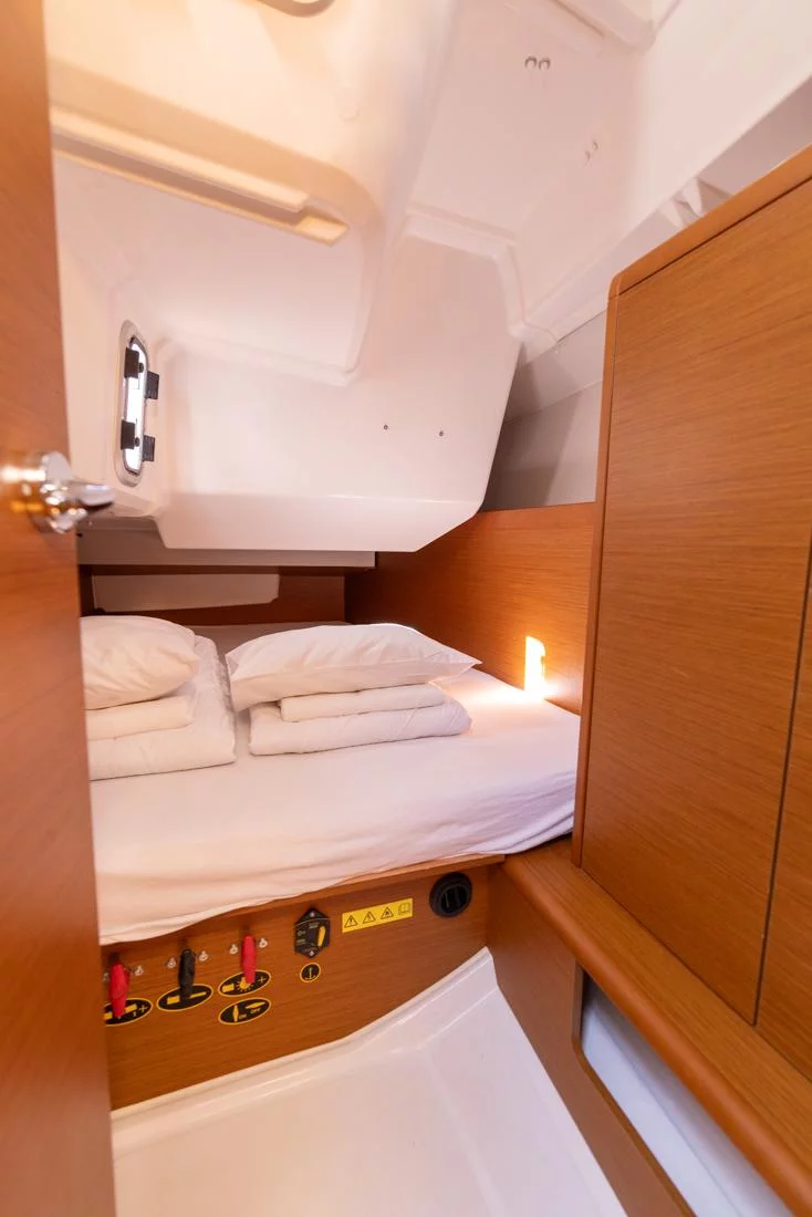 Sun Odyssey 349 (Zatara)  - 17