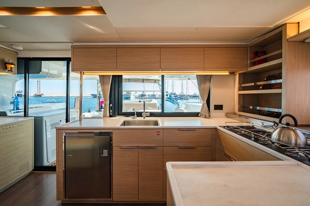 Lagoon 46 - 4 + 2 cab. (Mary Grace II)  - 7