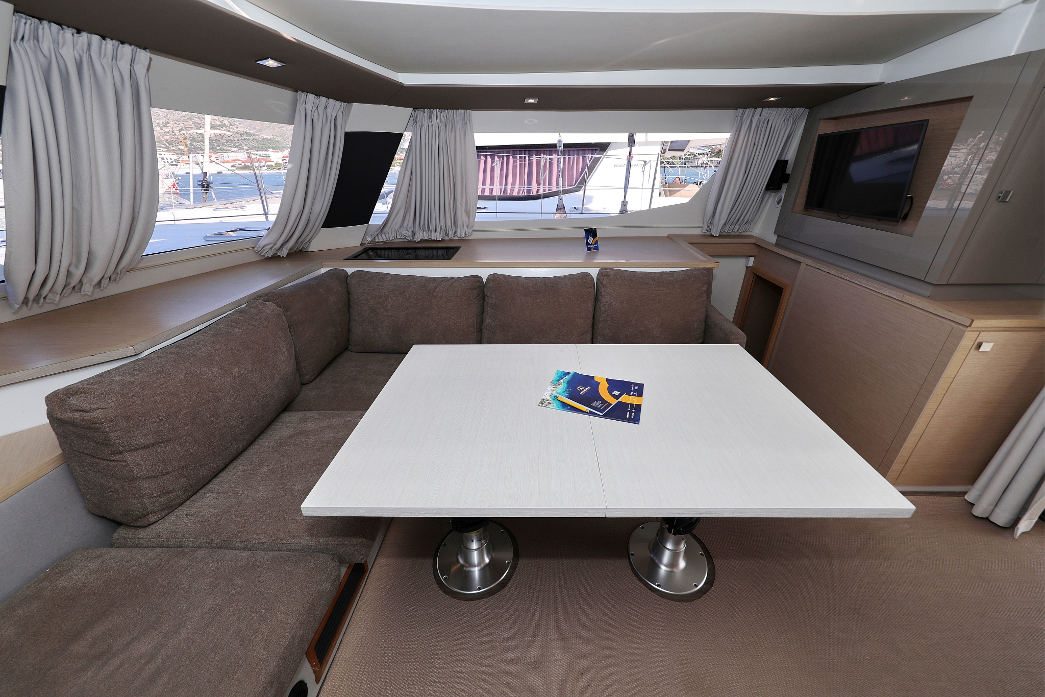 Photo #16 - Fountaine Pajot Saba 50 - 6 + 1 cab. (Poco Loco) en Trogir - 40579