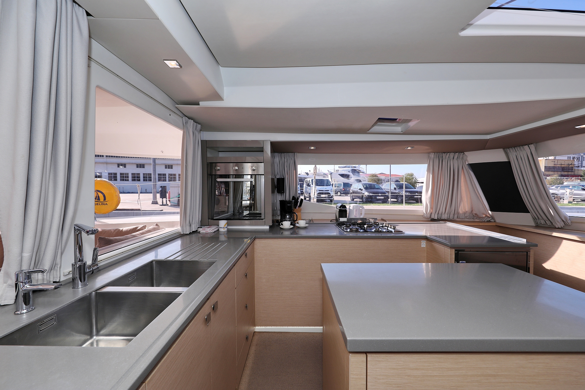 Photo #20 - Fountaine Pajot Saba 50 - 6 + 1 cab. (Poco Loco) en Trogir - 40579