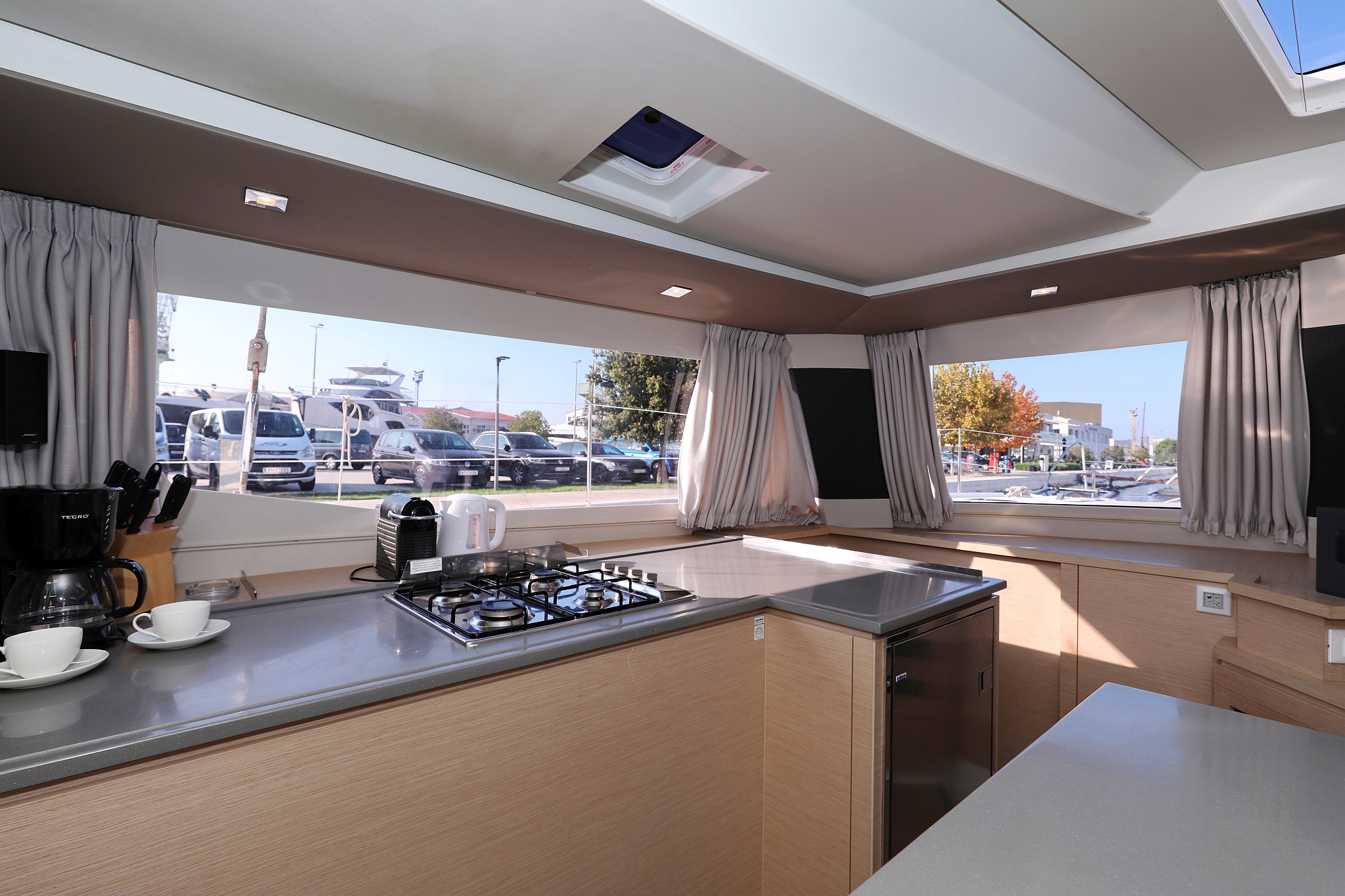 Photo #21 - Fountaine Pajot Saba 50 - 6 + 1 cab. (Poco Loco) en Trogir - 40579