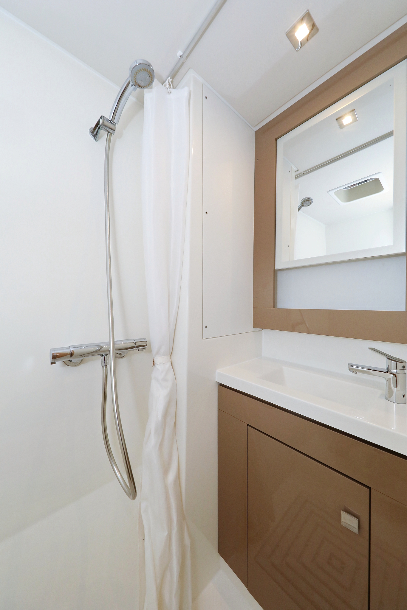 Photo #41 - Fountaine Pajot Saba 50 - 6 + 1 cab. (Poco Loco) en Trogir - 40579
