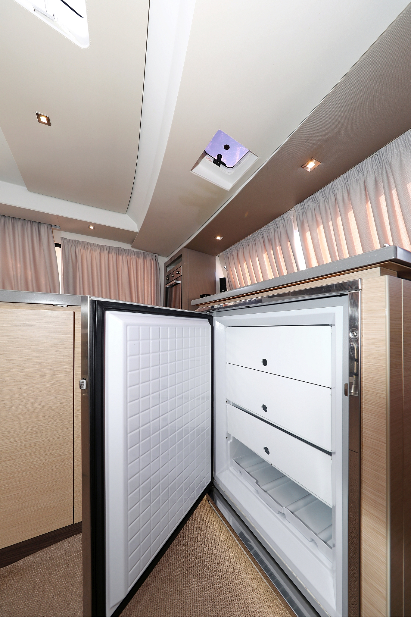 Photo #44 - Fountaine Pajot Saba 50 - 6 + 1 cab. (Poco Loco) en Trogir - 40579