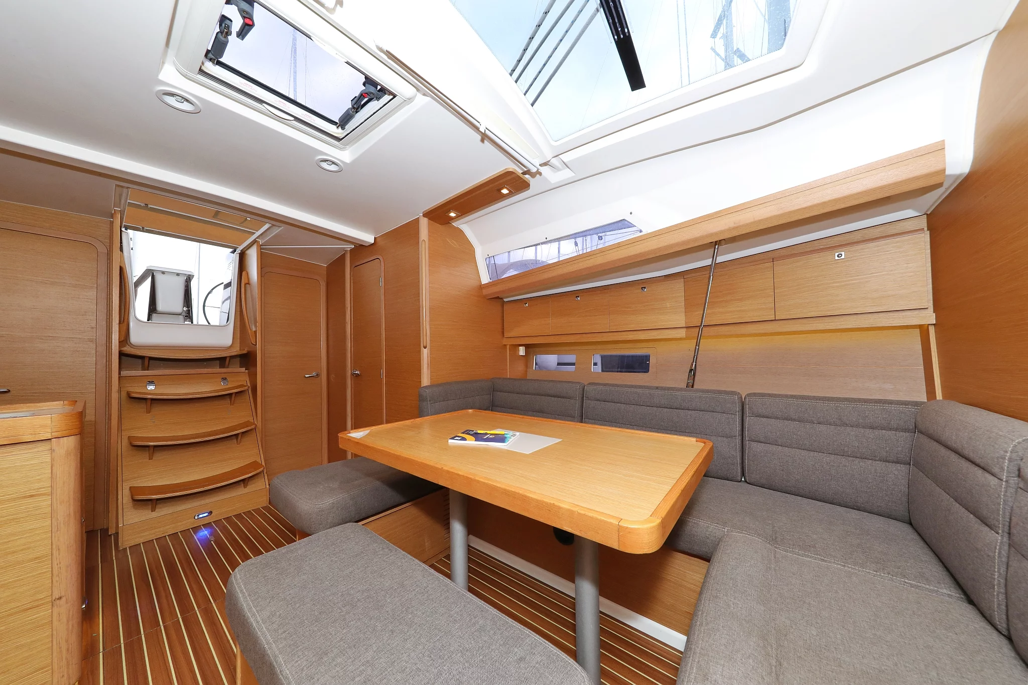 Dufour 412 GL (La Vie)  - 15