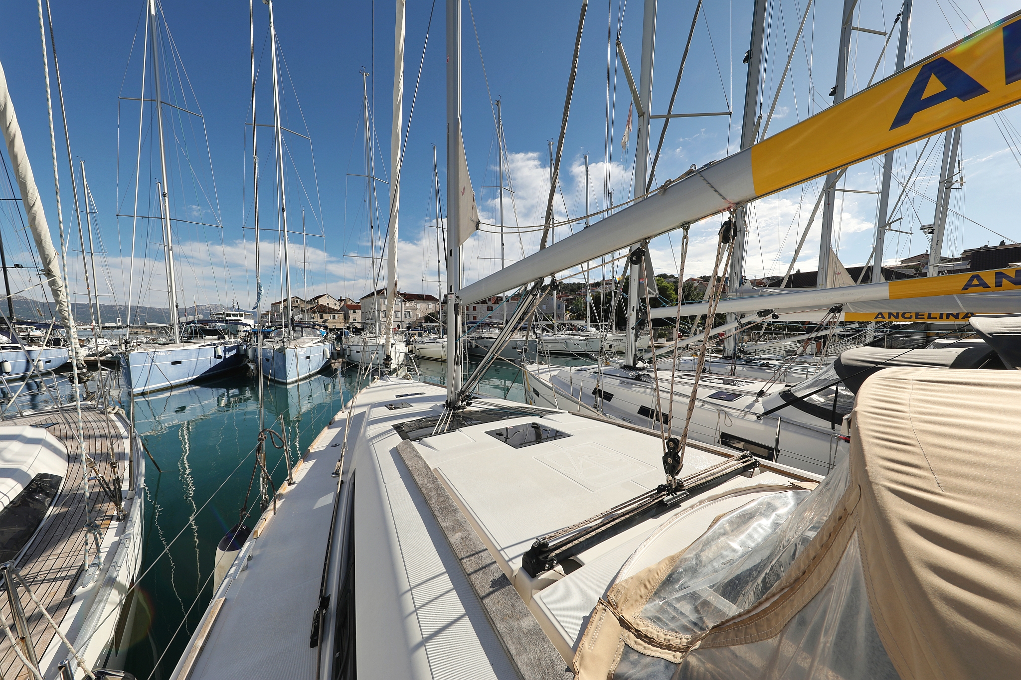 Photo #10 - Dufour 412 GL (Adrio) in Trogir - 40589