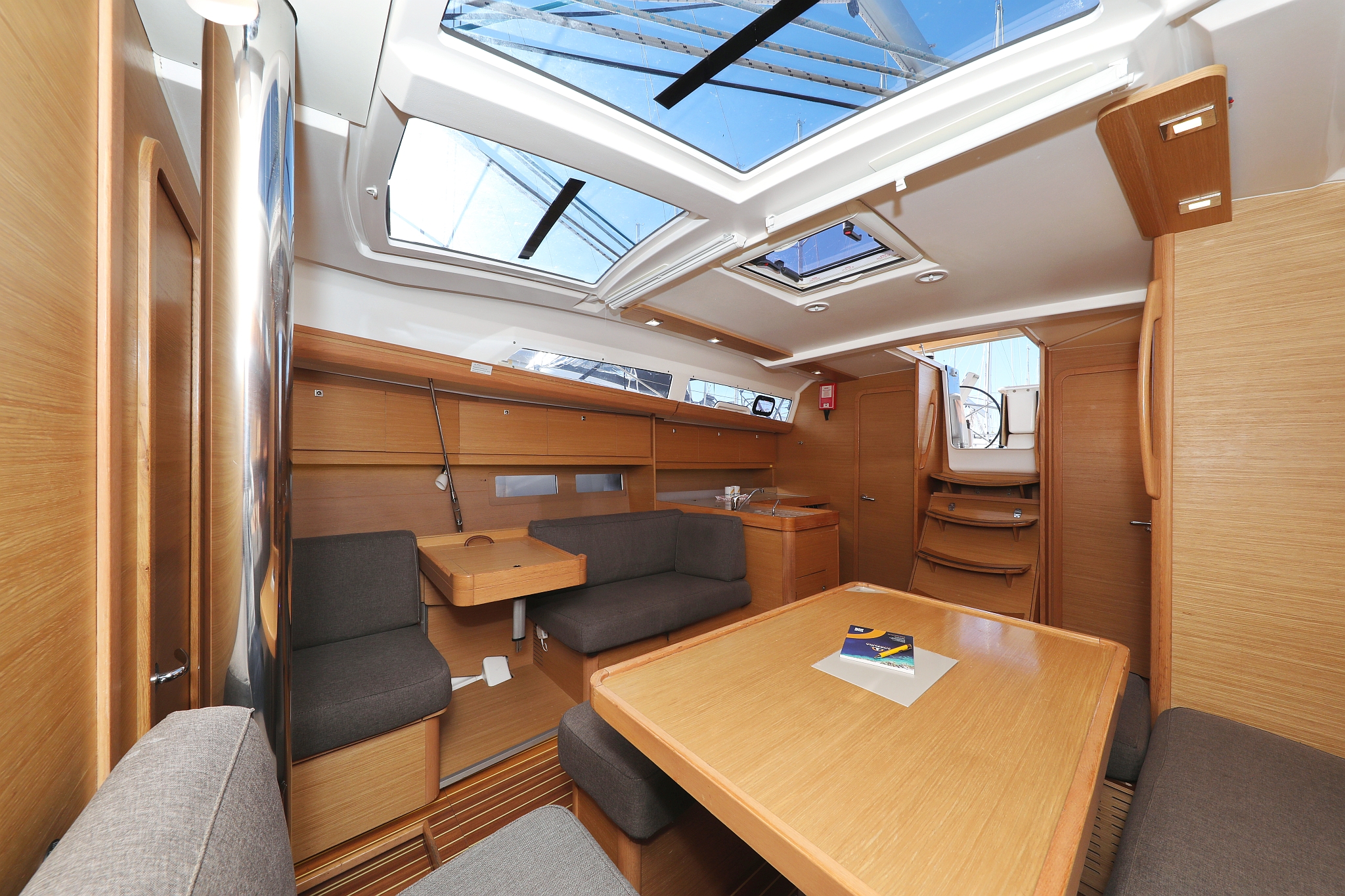 Photo #19 - Dufour 412 GL (Adrio) in Trogir - 40589