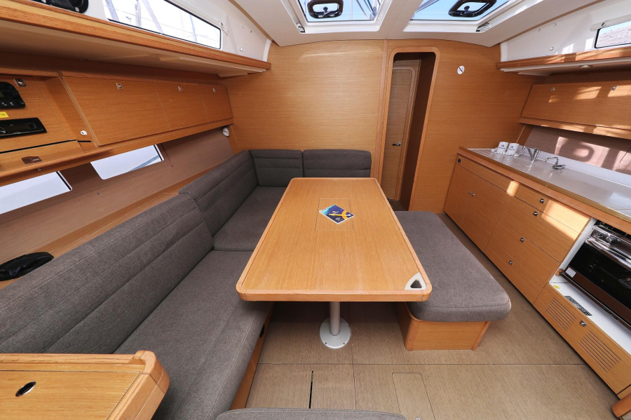 Photo #13 - Dufour 460 GL (Whatever) in Trogir - 40590