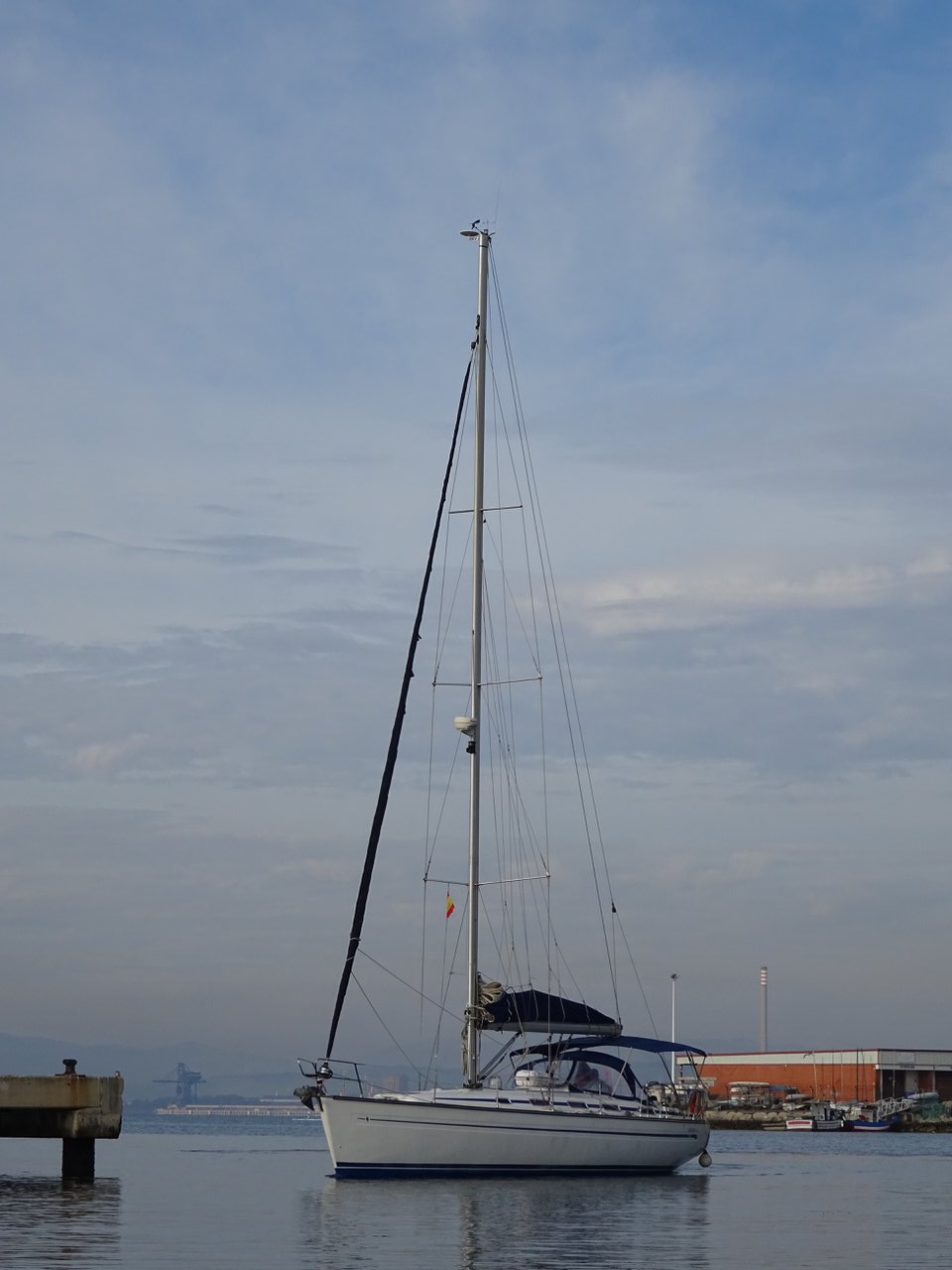 Photo #11 - Bavaria 44 (Liberty) in La Linea - 40592