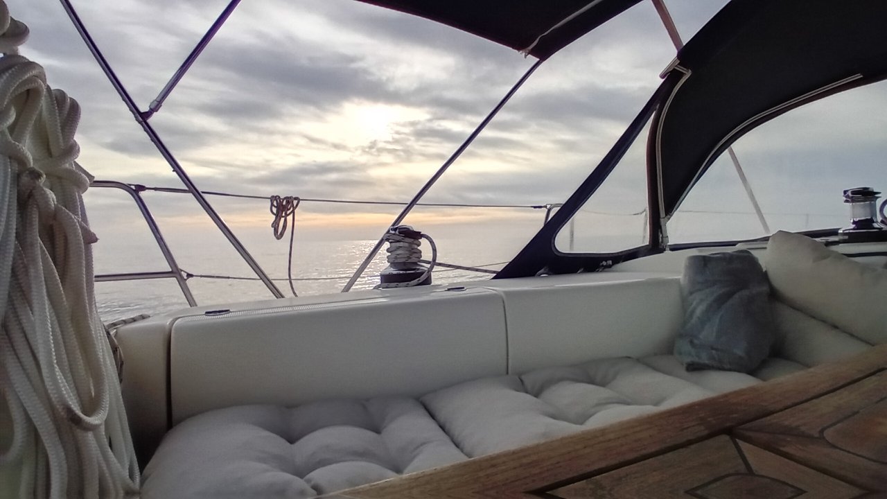 Photo #16 - Bavaria 44 (Liberty) in La Linea - 40592