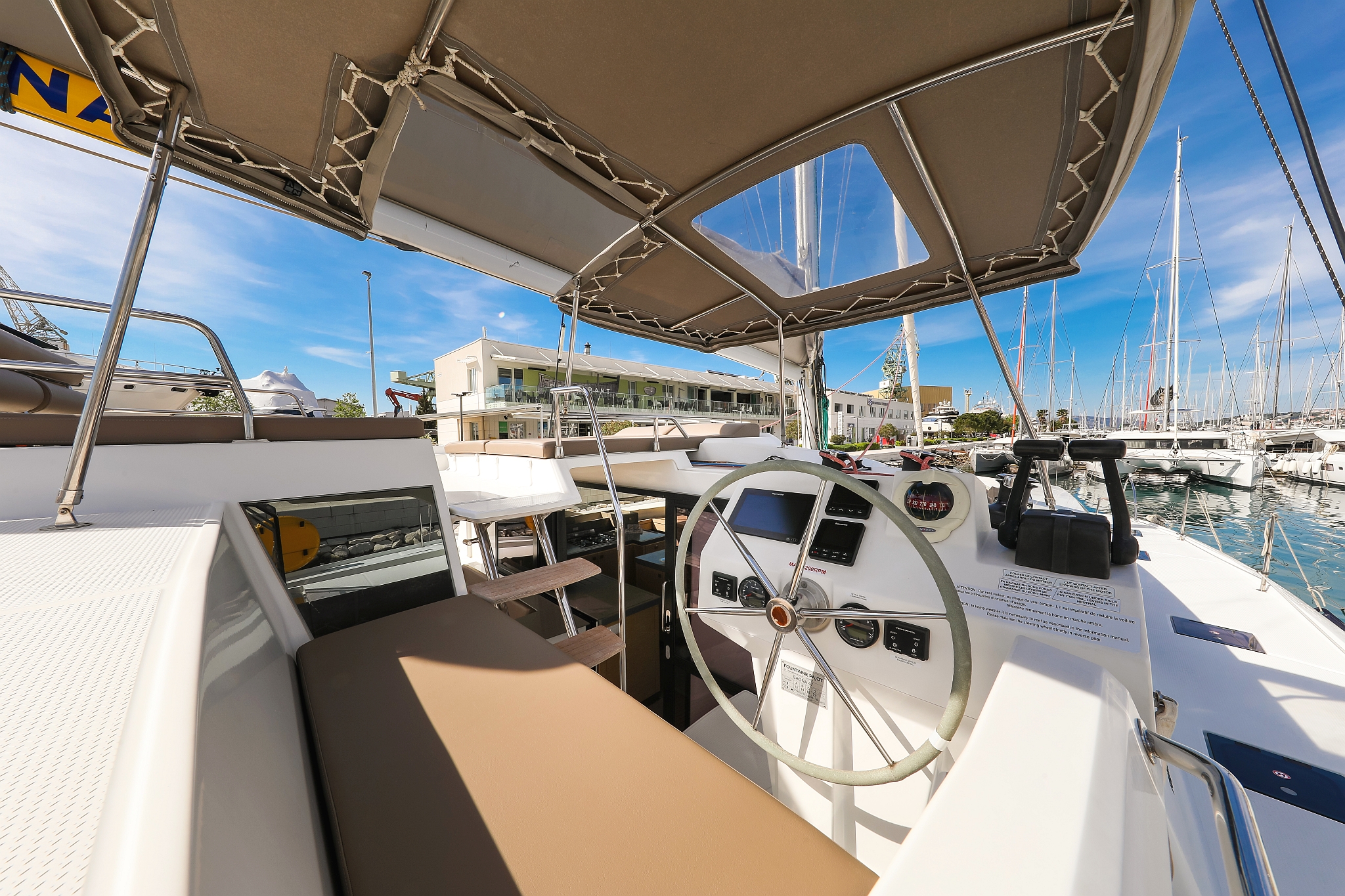 Photo #8 - Fountaine Pajot Saona 47 Quintet - 5 + 1 cab. (Tamara V) en Trogir - 40604