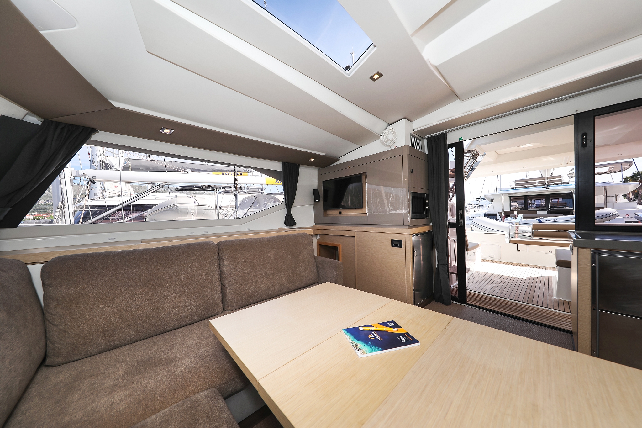 Photo #16 - Fountaine Pajot Saona 47 Quintet - 5 + 1 cab. (Tamara V) en Trogir - 40604