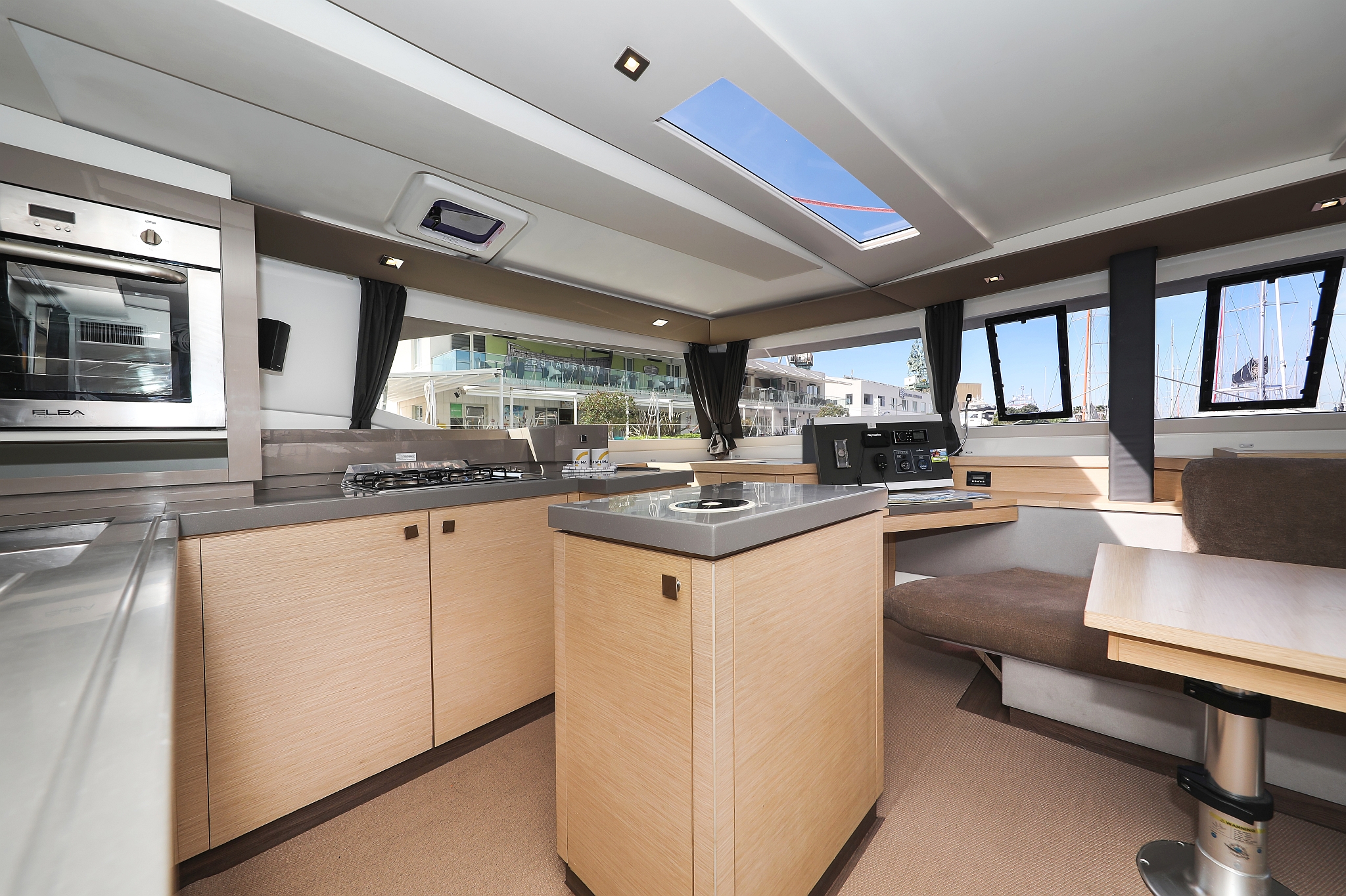 Photo #19 - Fountaine Pajot Saona 47 Quintet - 5 + 1 cab. (Tamara V) en Trogir - 40604