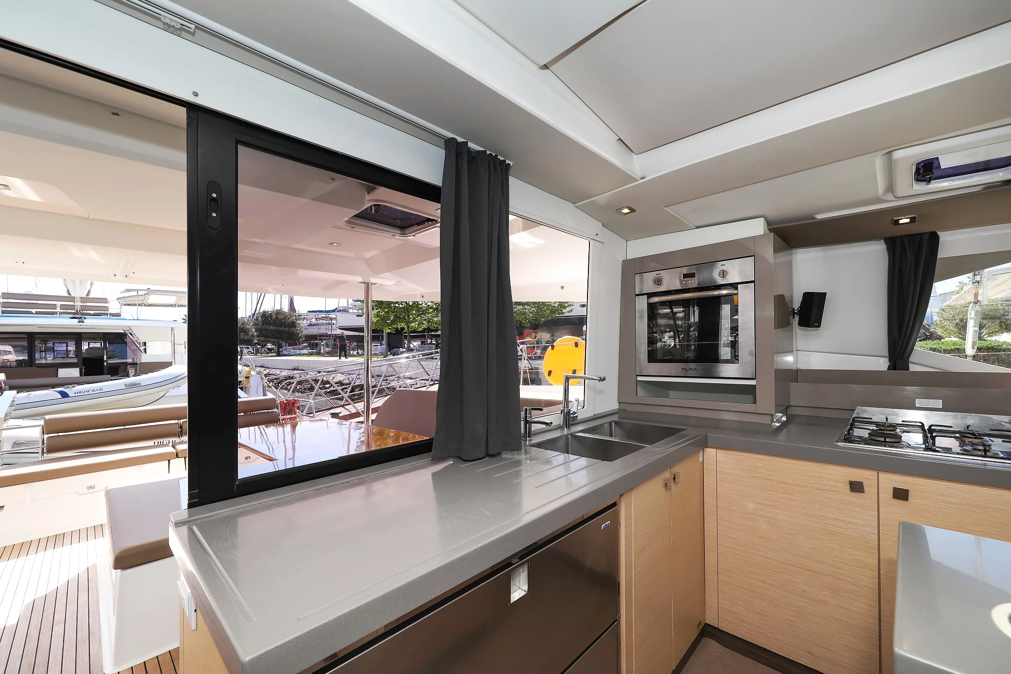 Fountaine Pajot Saona 47 Quintet - 5 + 1 cab. (Tamara V)  - 19
