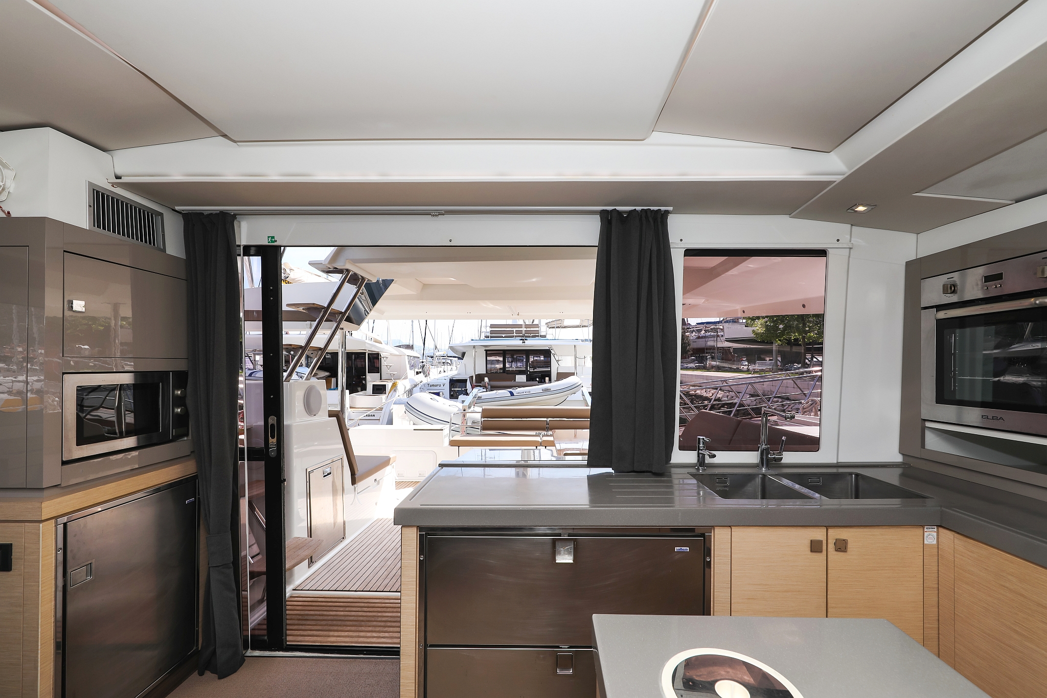 Photo #21 - Fountaine Pajot Saona 47 Quintet - 5 + 1 cab. (Nina V) in Trogir - 40605