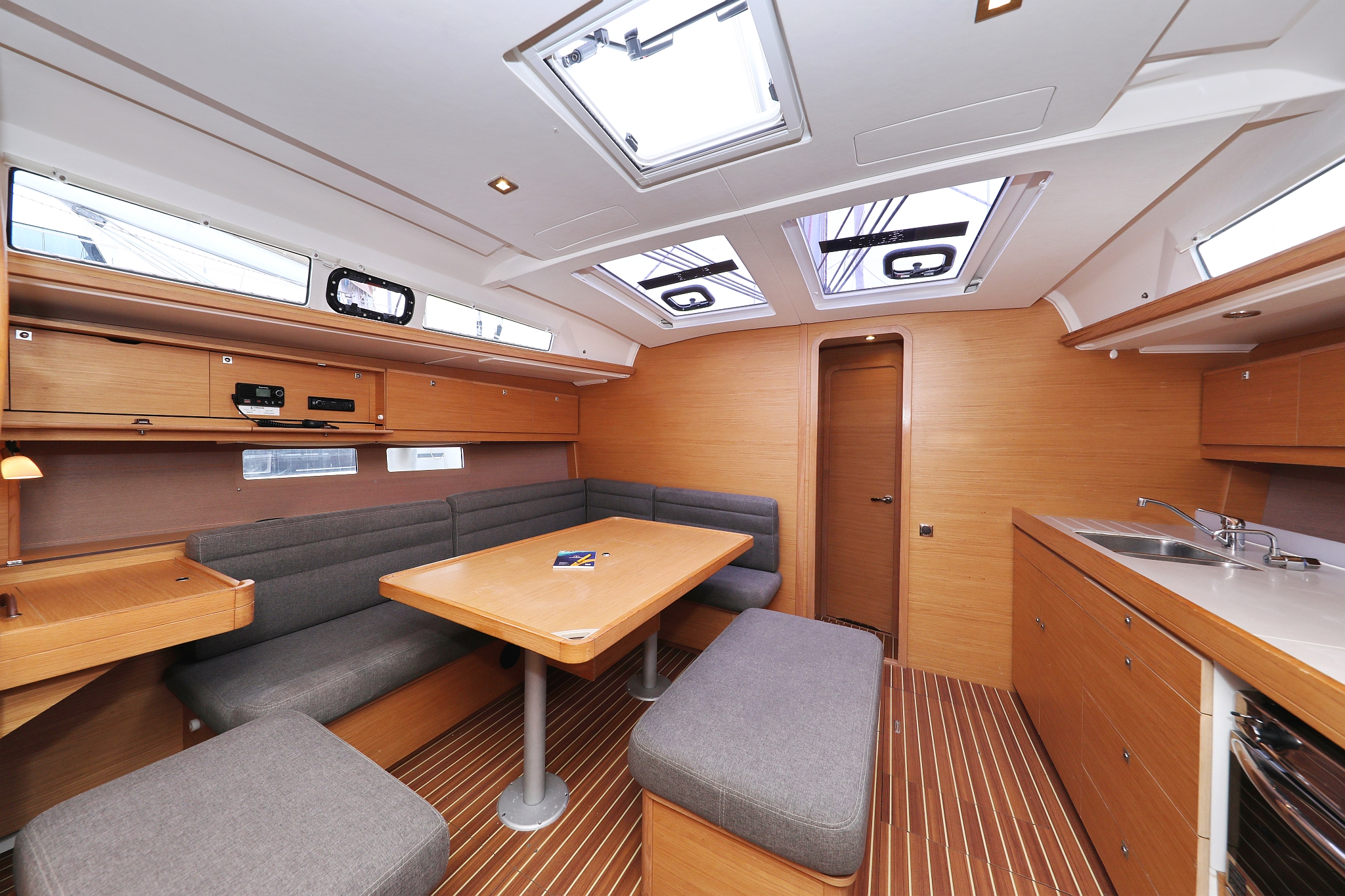 Photo #9 - Dufour 460 GL (Horido) in Trogir - 40608