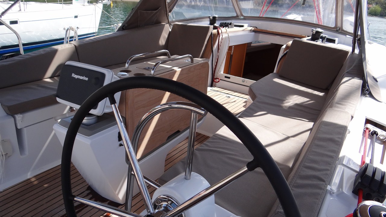 Photo #5 - Sun Odyssey 41DS (Honeypot) in Gocek - 40650