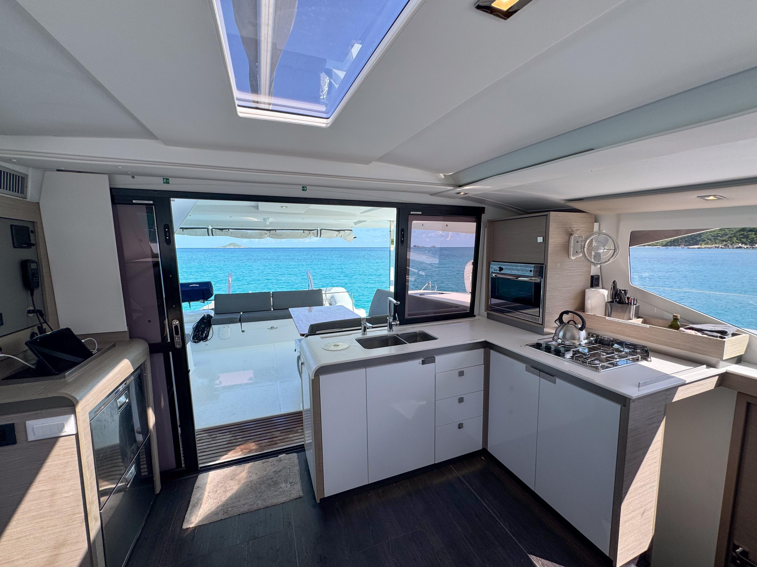 Photo #18 - Fountaine Pajot Isla 40 - 4 + 1 cab. (Déjà Vu) in Road Town - 40661