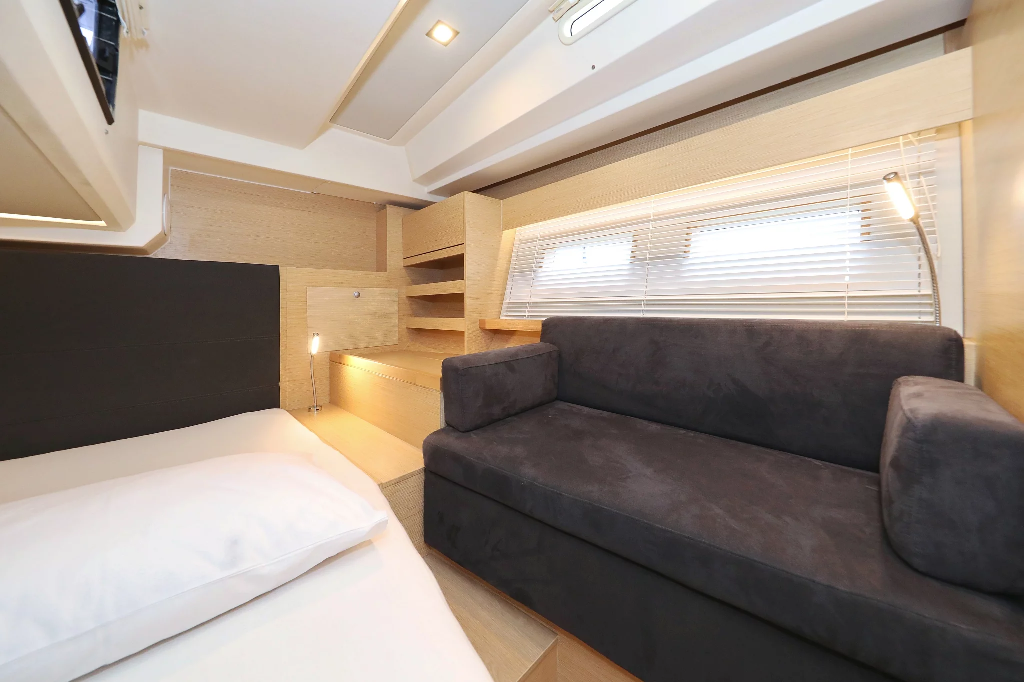 Hanse 548 - 5 + 1 cab. (Air King)  - 36