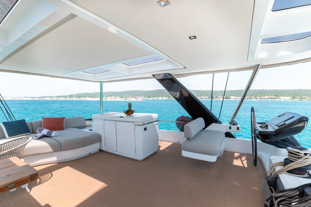 Lagoon Sixty 5 (Seaductive Orca)  - 9