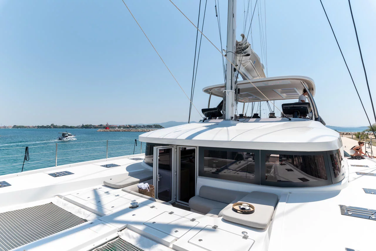 Lagoon Sixty 5 (Seaductive Orca)  - 17