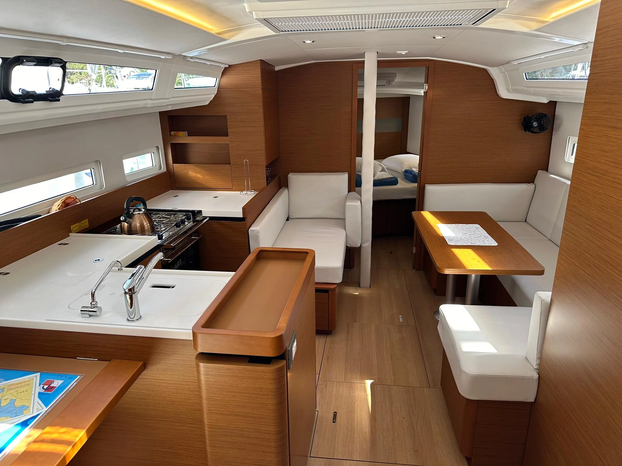 Sun Odyssey 410 - 3 cab. (Bobo)  - 16