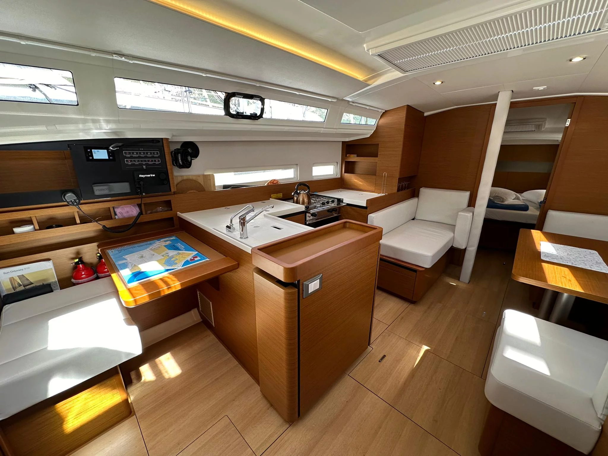 Sun Odyssey 410 - 3 cab. (Bobo)  - 17