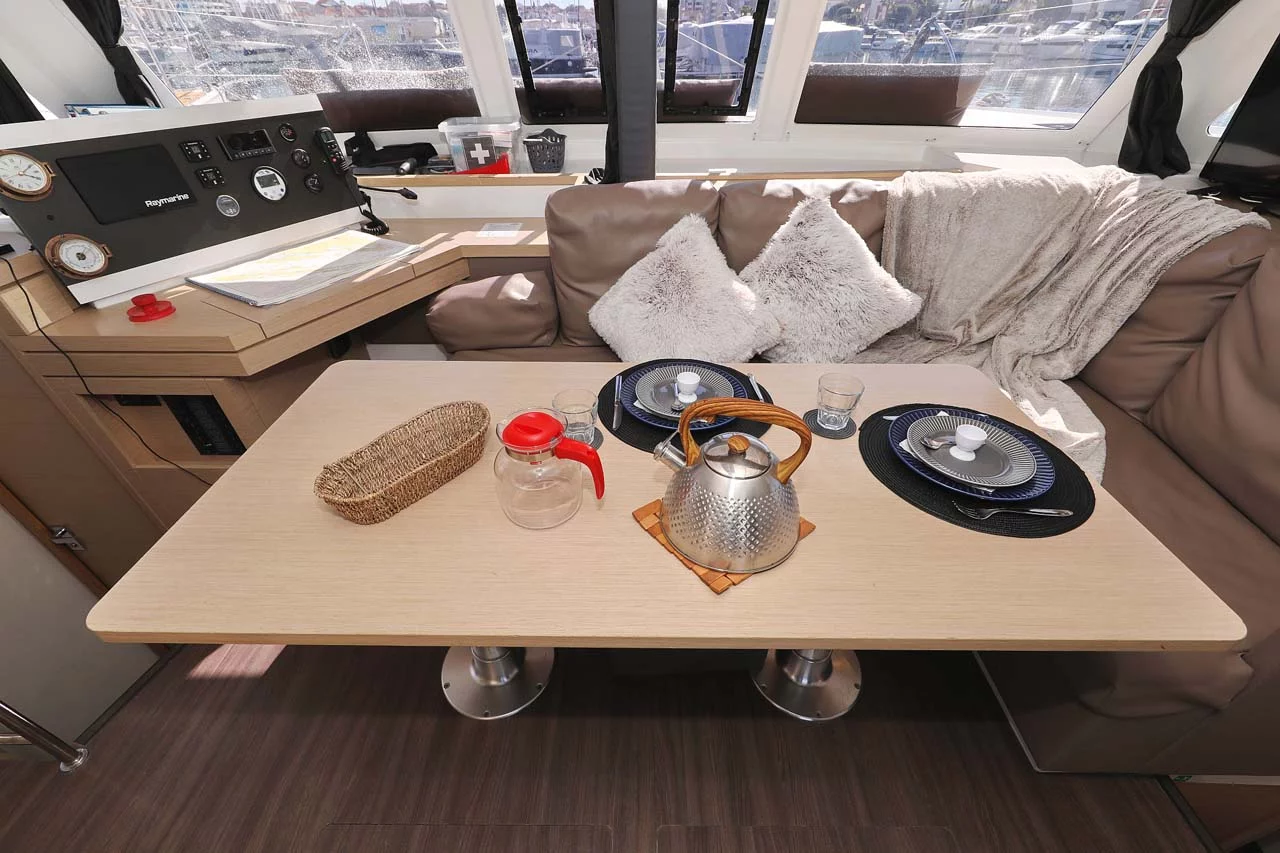 Fountaine Pajot Lucia 40 - 4 cab. (Tu Tamo 2)  - 11