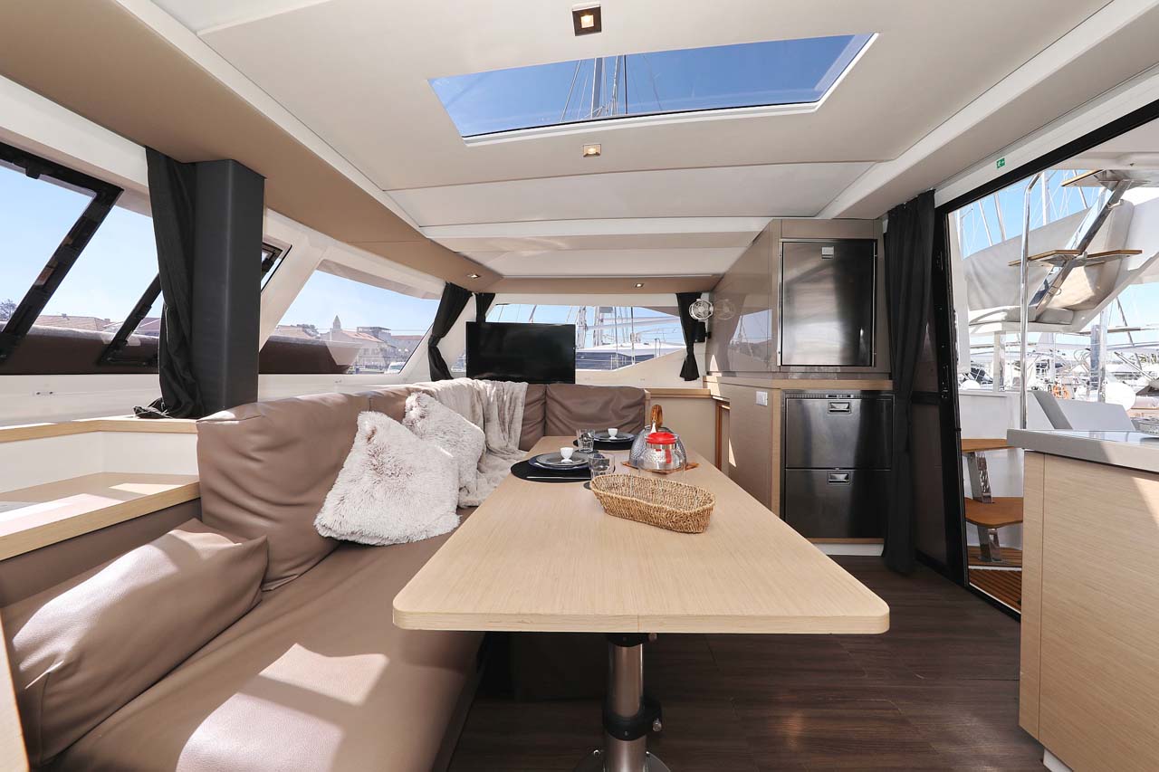Photo #13 - Fountaine Pajot Lucia 40 - 4 cab. (Tu Tamo 2) en Pula - 40722