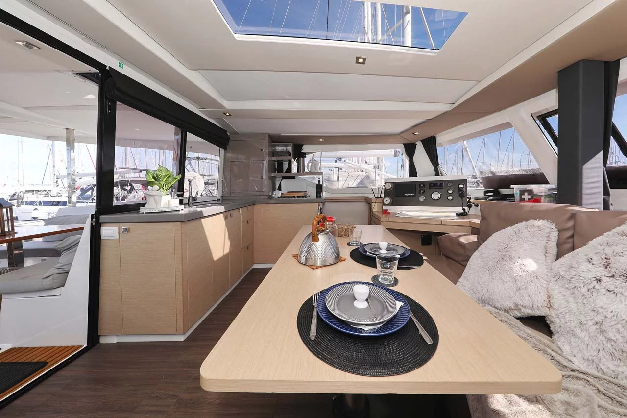 Fountaine Pajot Lucia 40 - 4 cab. (Tu Tamo 2)  - 14