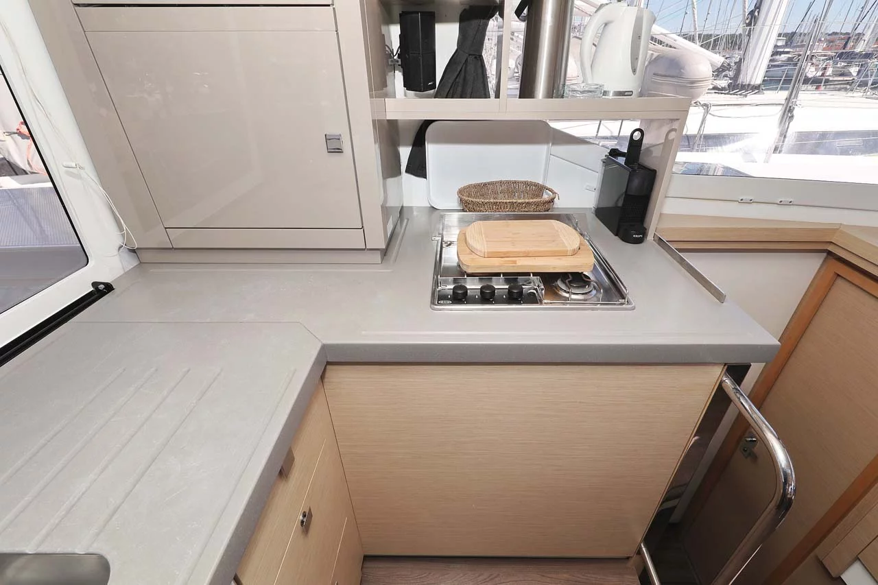 Fountaine Pajot Lucia 40 - 4 cab. (Tu Tamo 2)  - 17