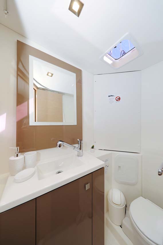Photo #34 - Fountaine Pajot Lucia 40 - 4 cab. (Tu Tamo 2) en Pula - 40722