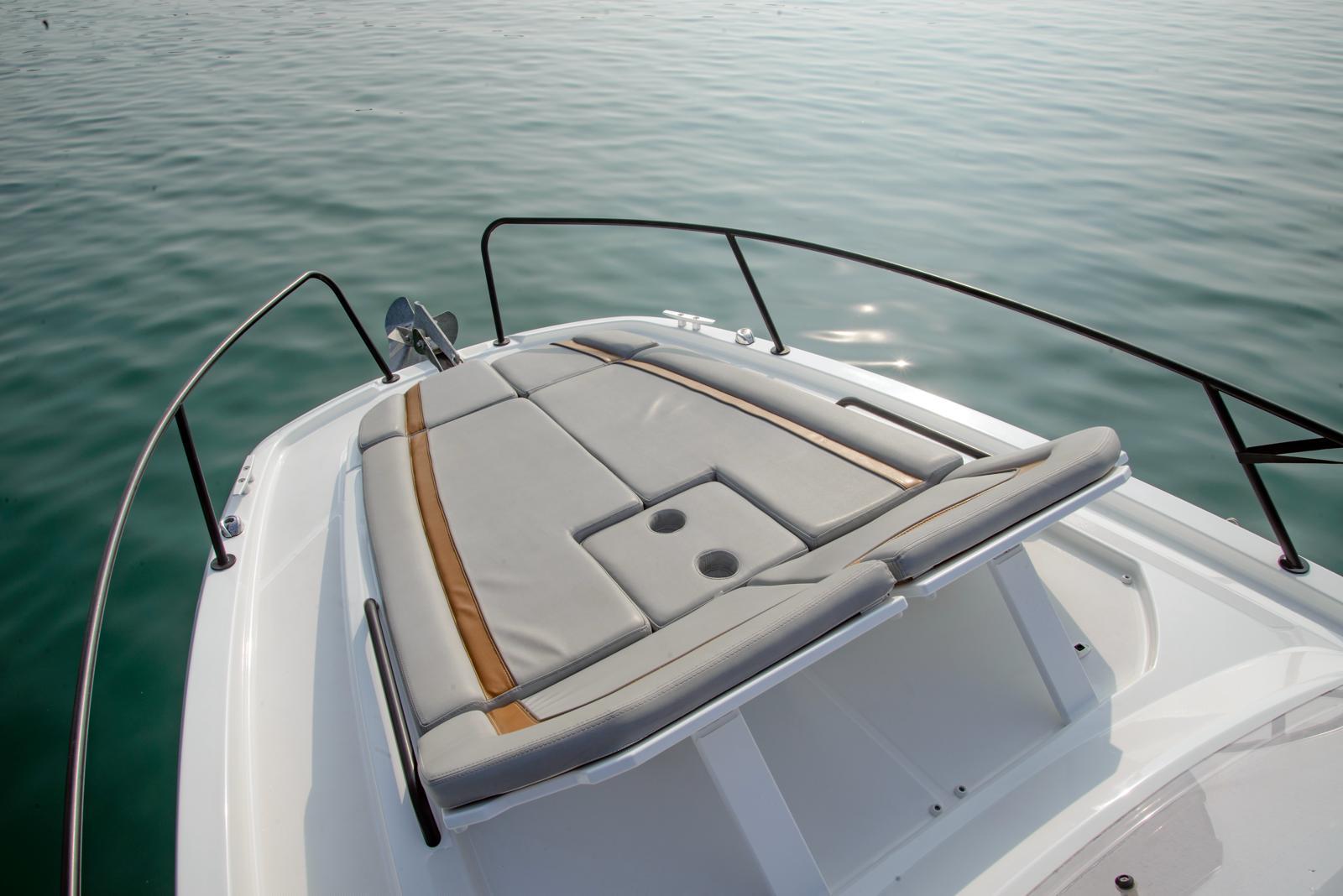 Photo #8 - Beneteau Flyer 8 SUNdeck (Beneteau Flyer 8) en Pula - 40754