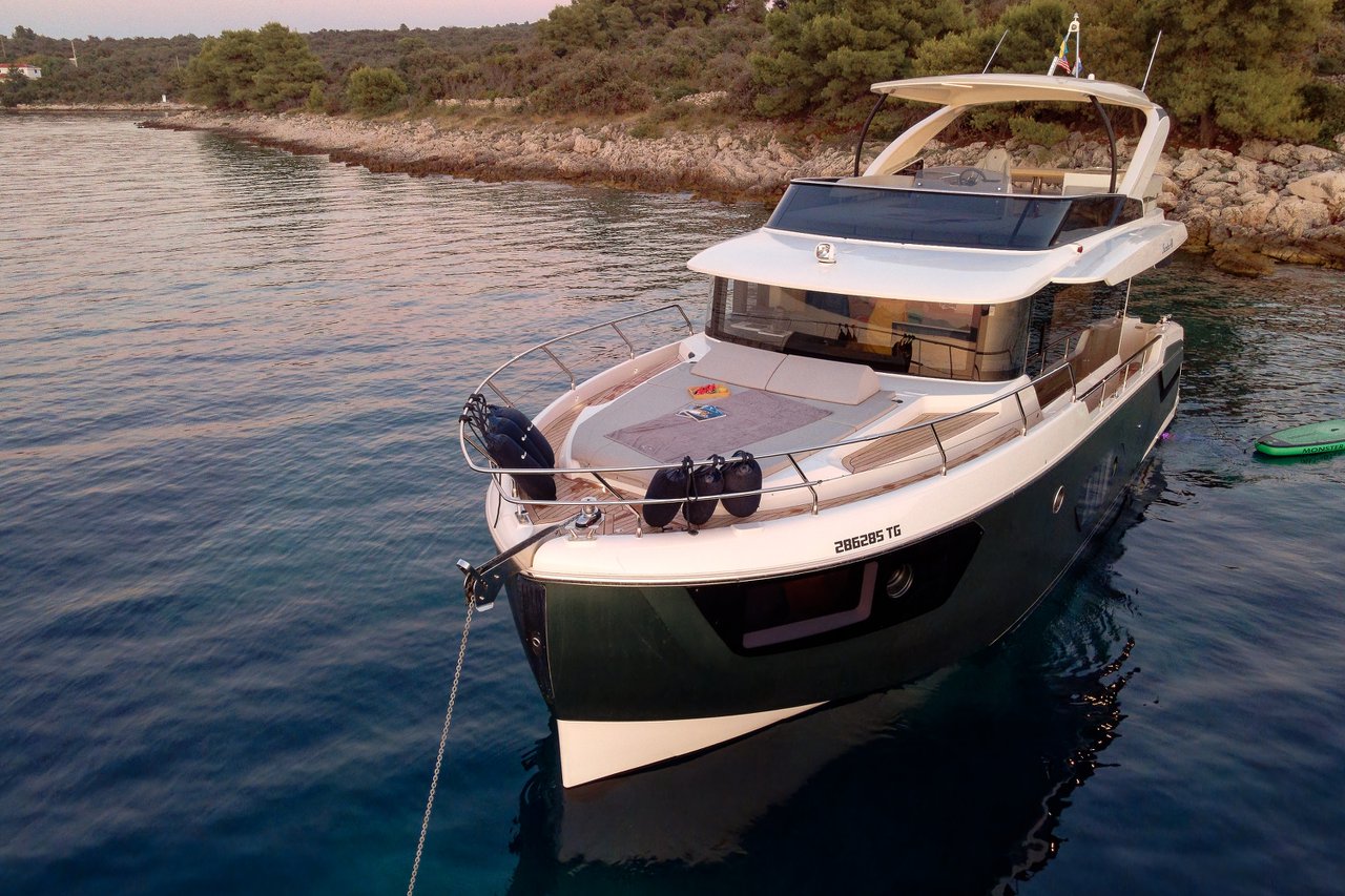 Photo #7 - Navetta 48 (Ava) en Trogir - 40758