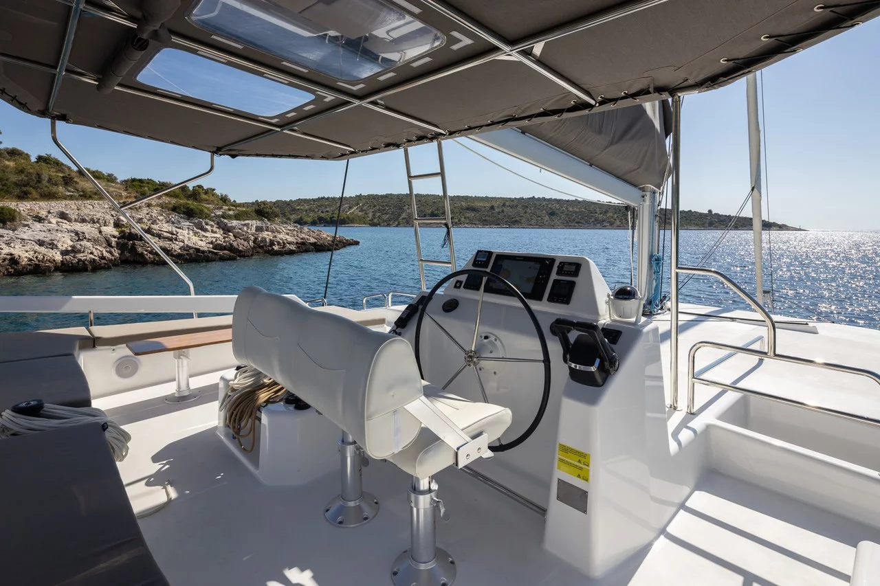 Dufour 48 Catamaran - 5 + 1 cab. (Cat)  - 12