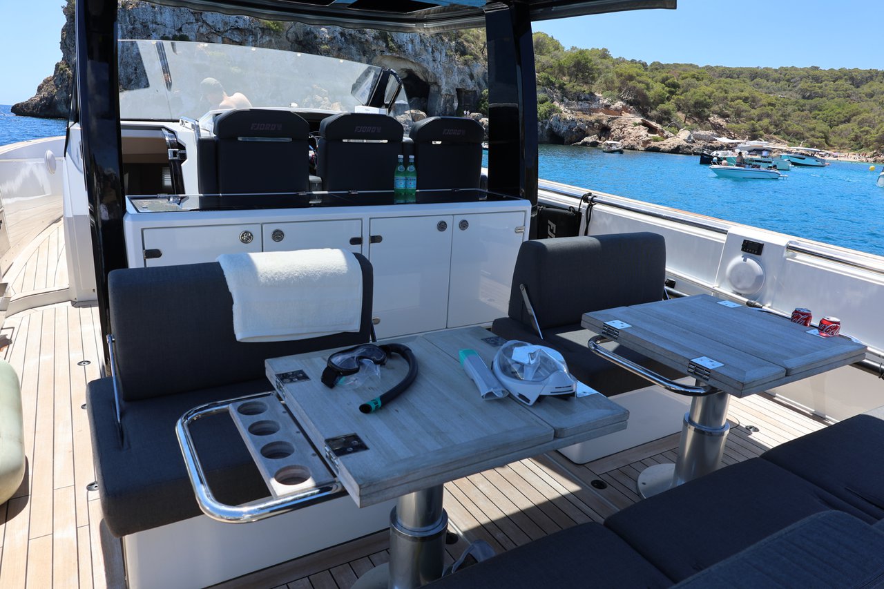 Photo #6 - Fjord 42 Open (Bandit) in Palma - 40776