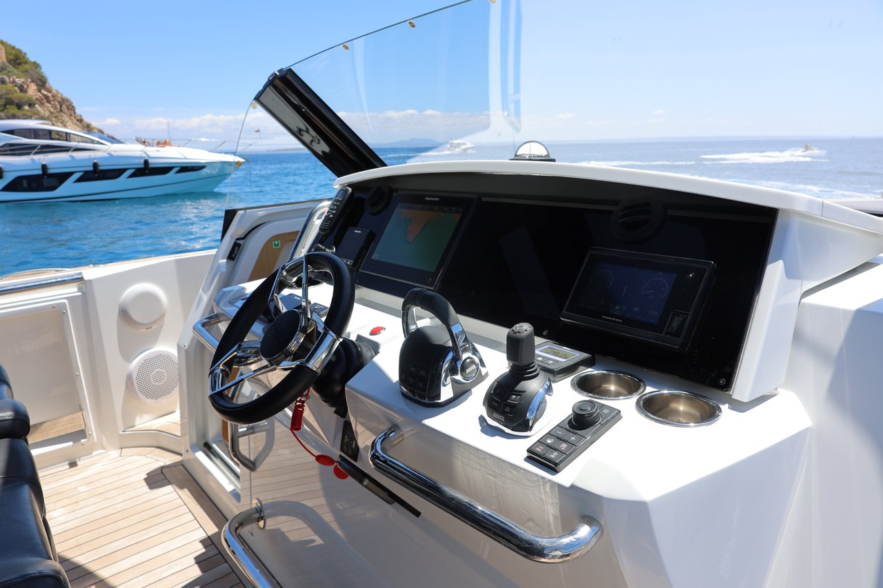 Photo #7 - Fjord 42 Open (Bandit) in Palma - 40776
