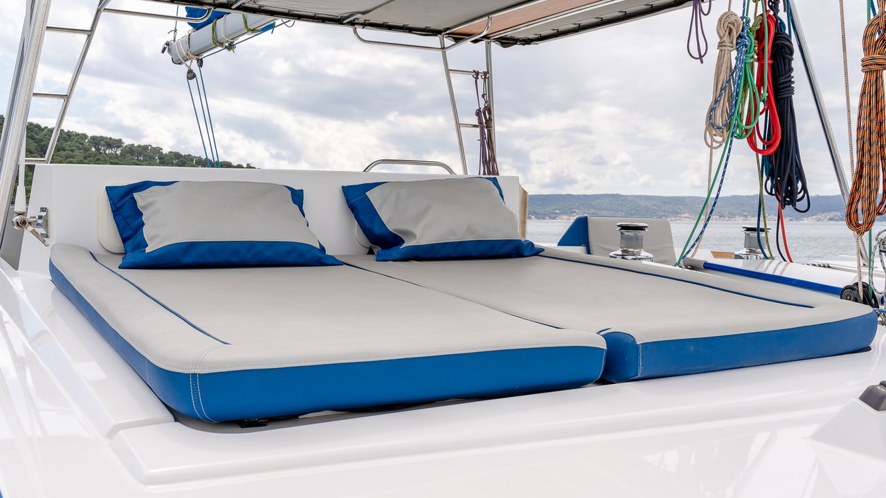 Photo #18 - Luna 49 (Blue) in Split - 40790
