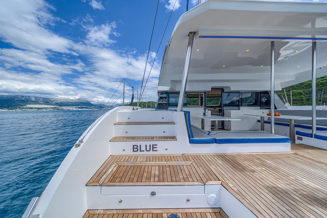 Photo #20 - Luna 49 (Blue) in Split - 40790