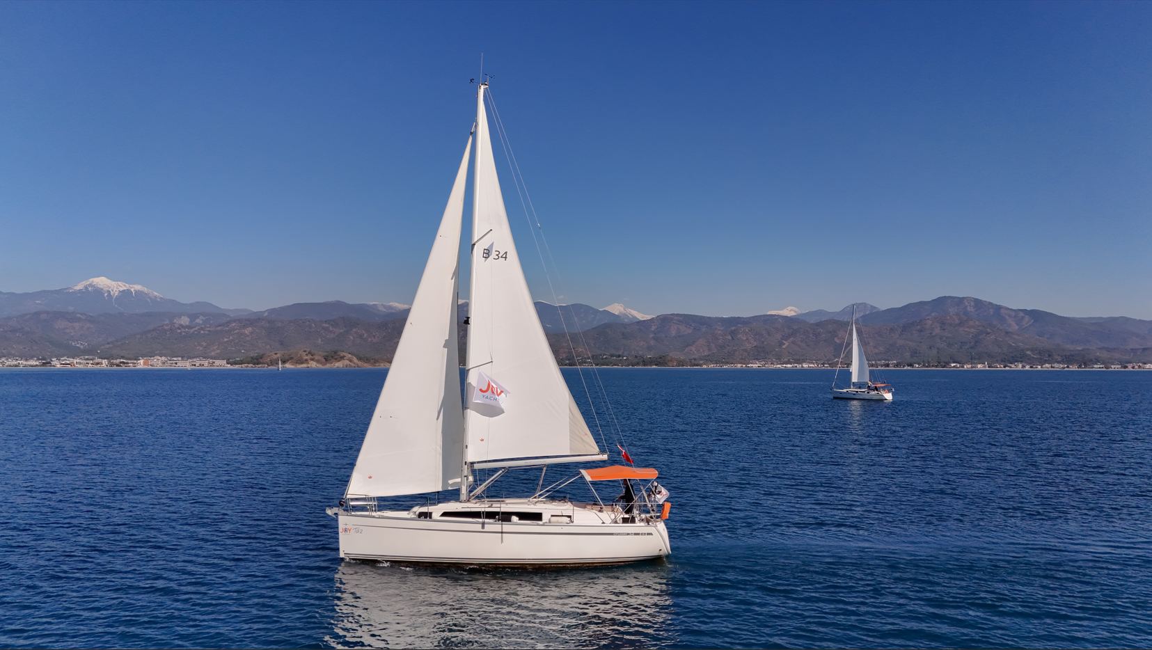 Photo #8 - Bavaria Cruiser 34 - 2 cab. (Taz) in Fethiye - 40793