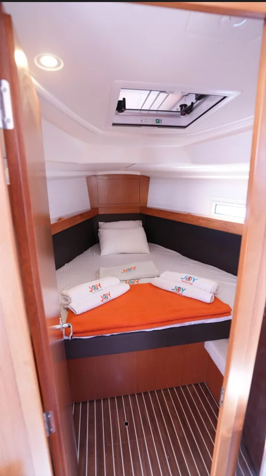 Bavaria Cruiser 37 - 3 cab. (Roger Rabbit)  - 12