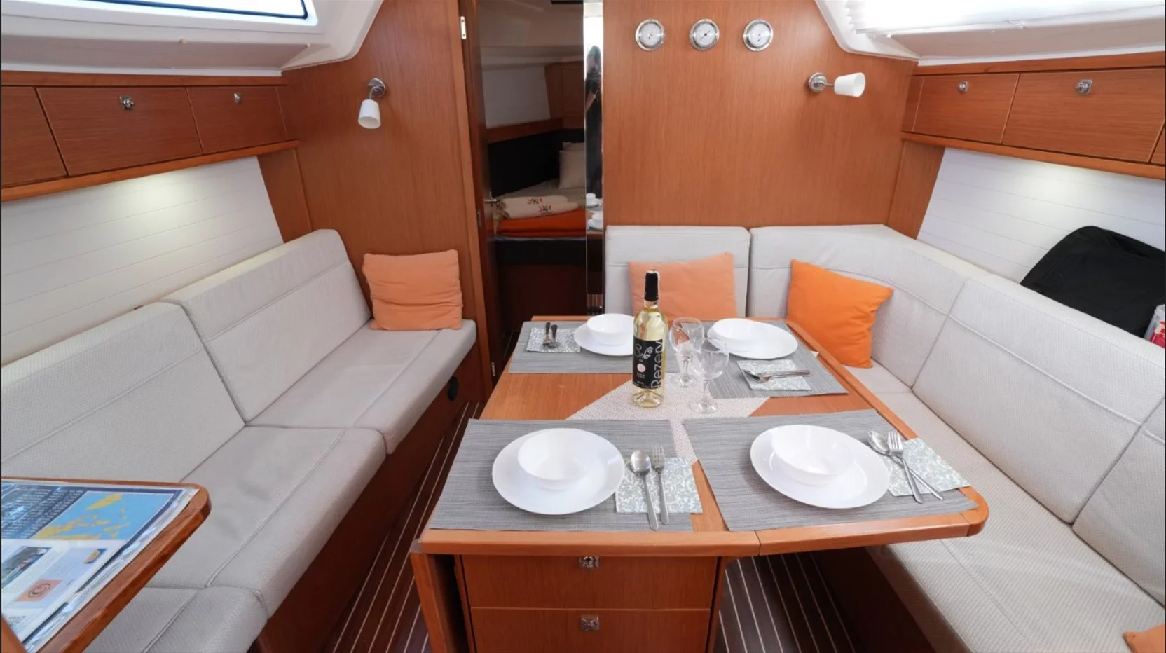Bavaria Cruiser 37 - 3 cab. (Roger Rabbit)  - 19