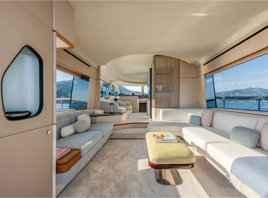 Photo #9 - Azimut 68 - 4 + 1 cab. (Pangea) en Podstrana - 40797