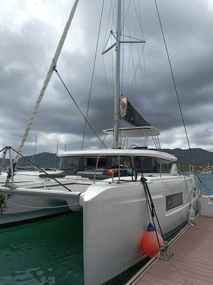 Photo #4 - Lagoon 46 - 4 + 2 cab. (Dare) in Le Marin - 40802