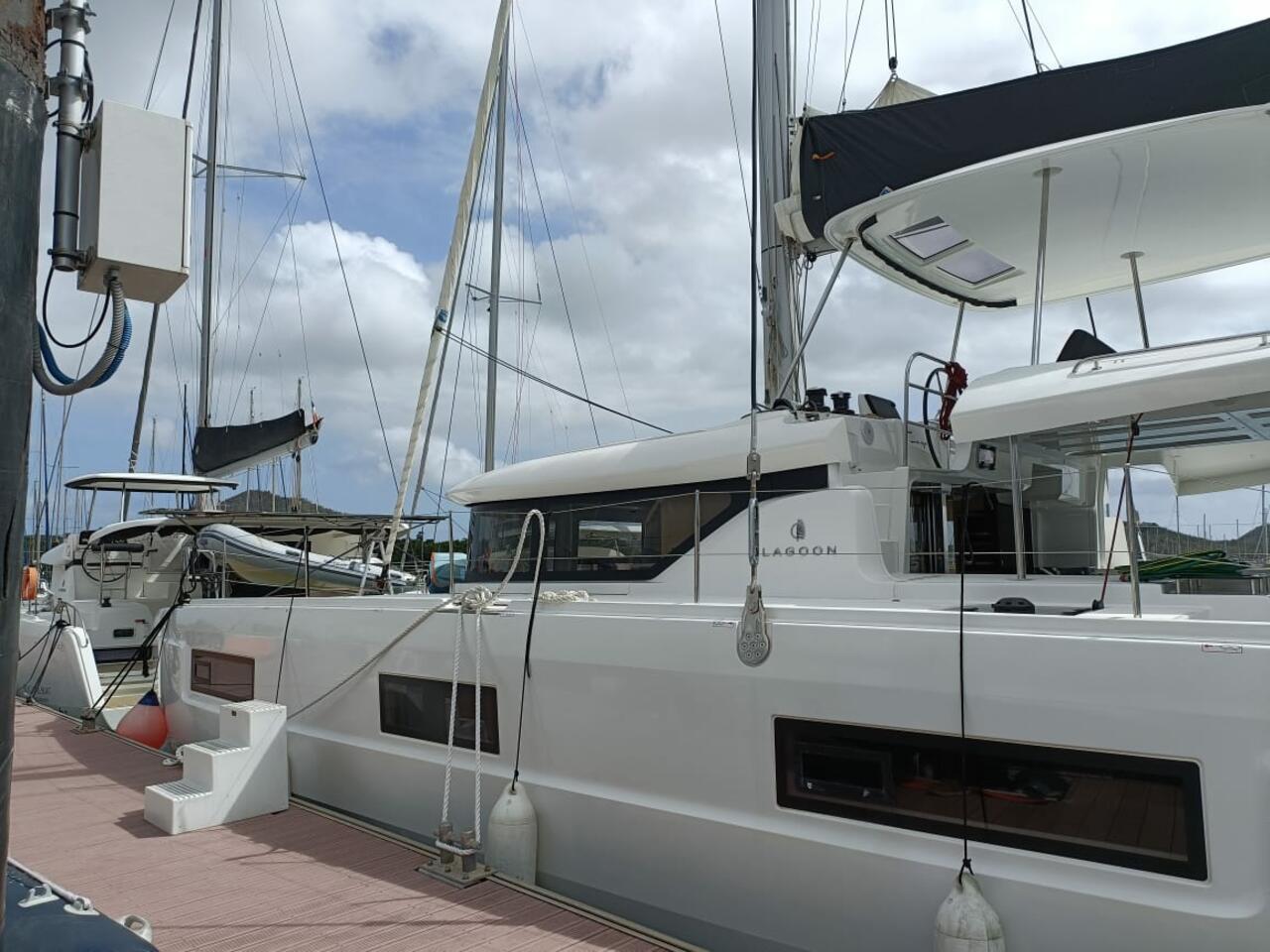 Photo #6 - Lagoon 46 - 4 + 2 cab. (Dare) in Le Marin - 40802