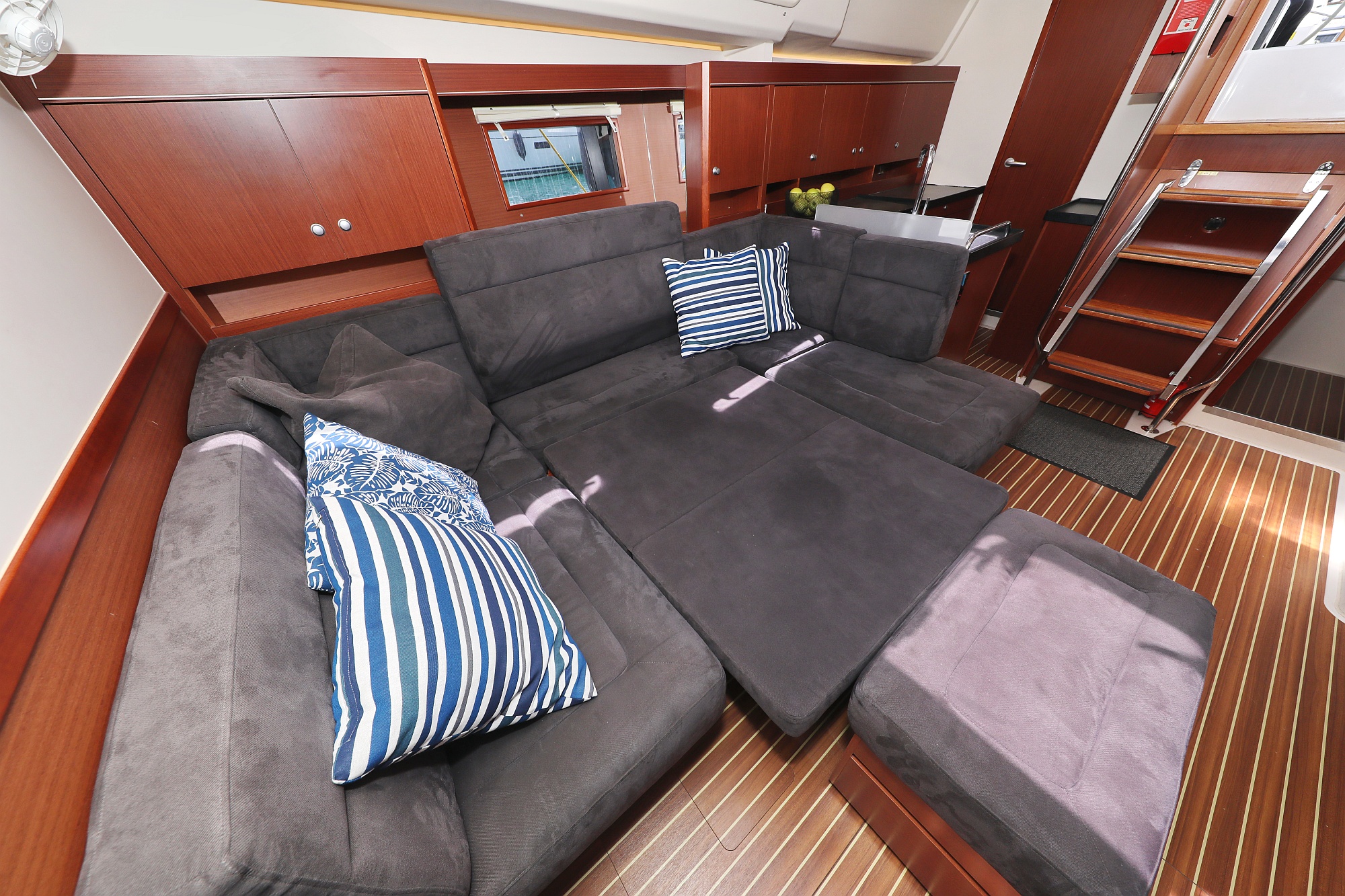 Photo #10 - Hanse 455 (Bare Necessities) in Kastela - 40844