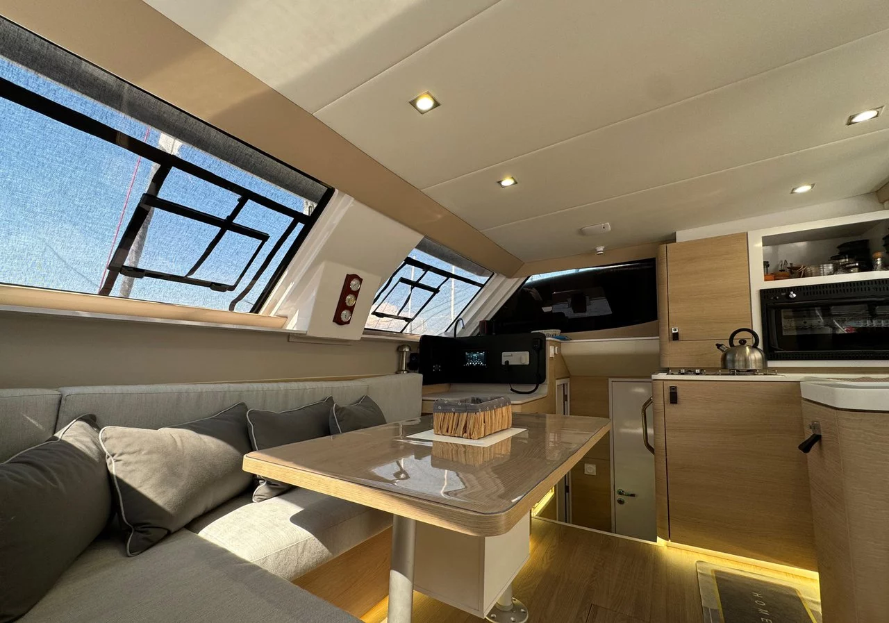 Aventura 37 (Pronto Sail)  - 13